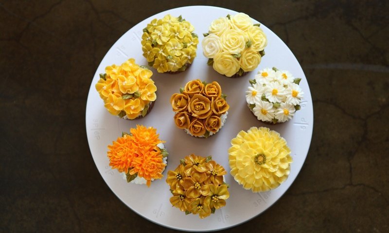 ButterCream Mini Cake Set (6)