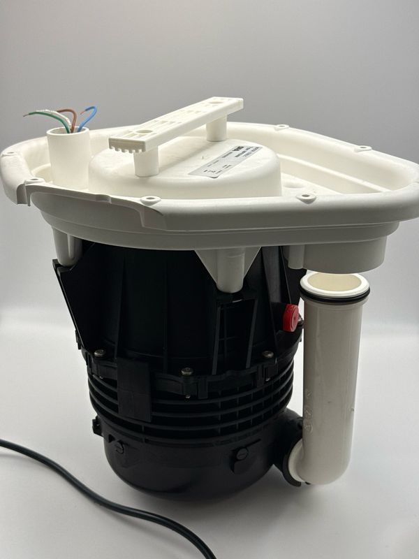 Motor zu Cubic R3 (Auslaufmodell)