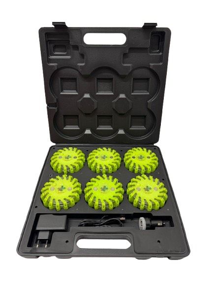Valise rectangulaire de 6 balises lumineuses led vert magnétiques et rechargeables - BG-SAFETY