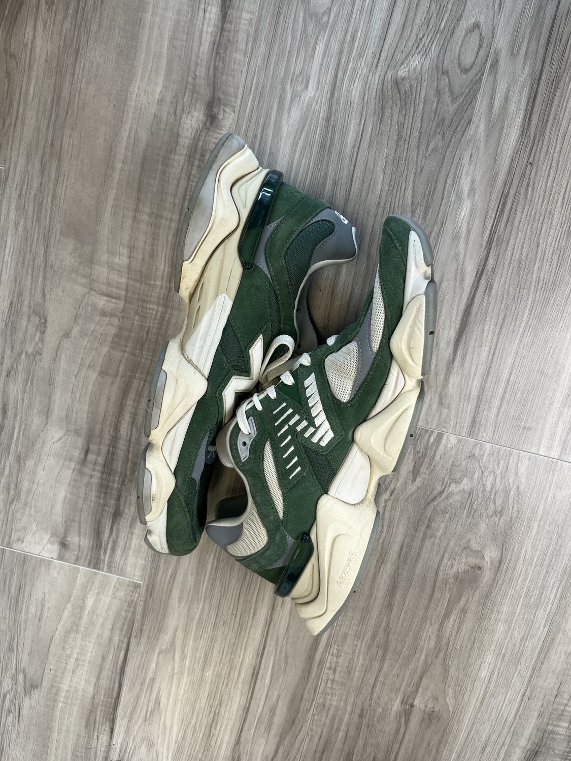 NEW BALANECE 9060 GREEN CREAM  | NO BOX |, USED: 13