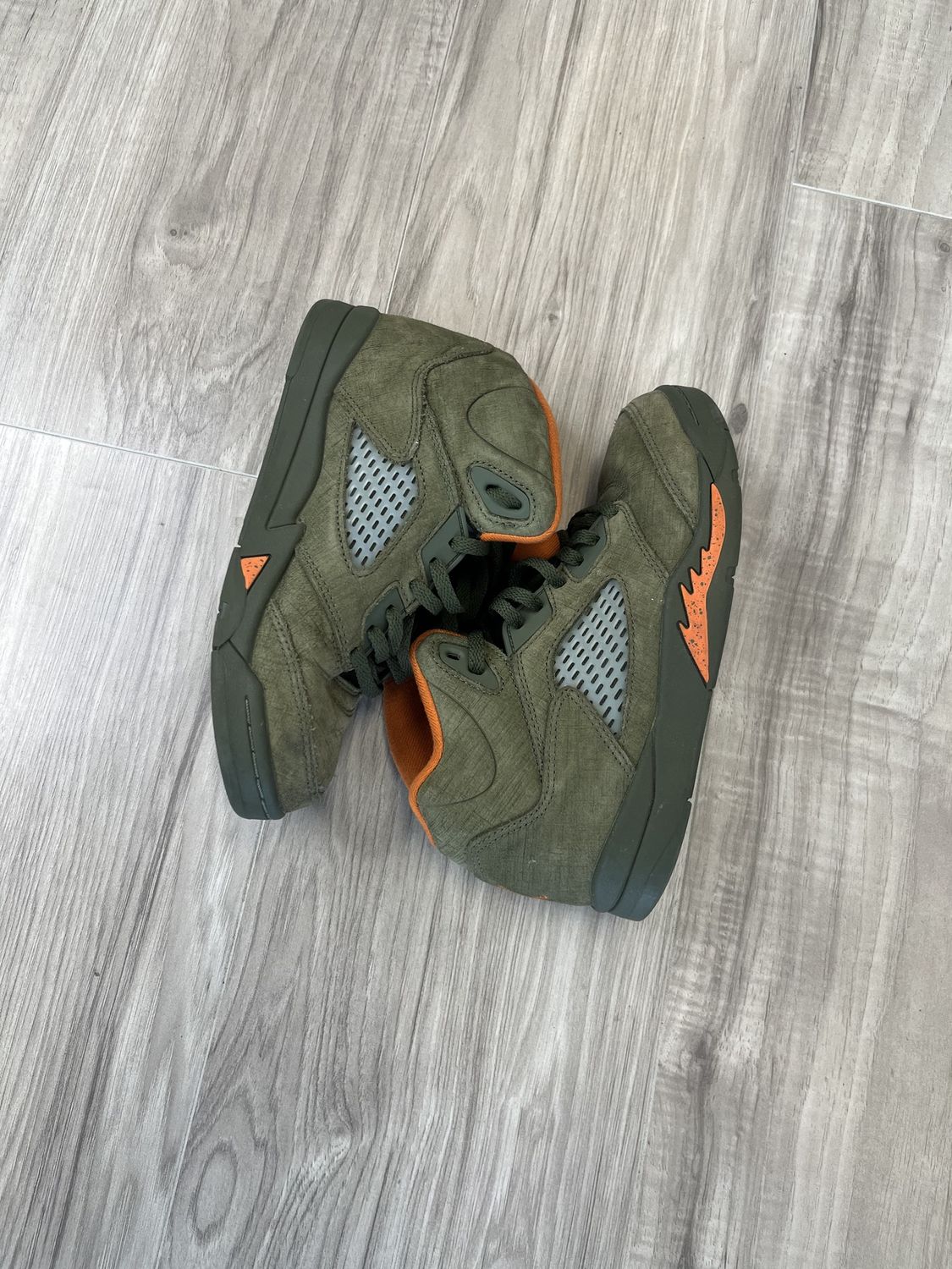 JORDAN 5 OLIVE | NO BOX |, USED: 3Y