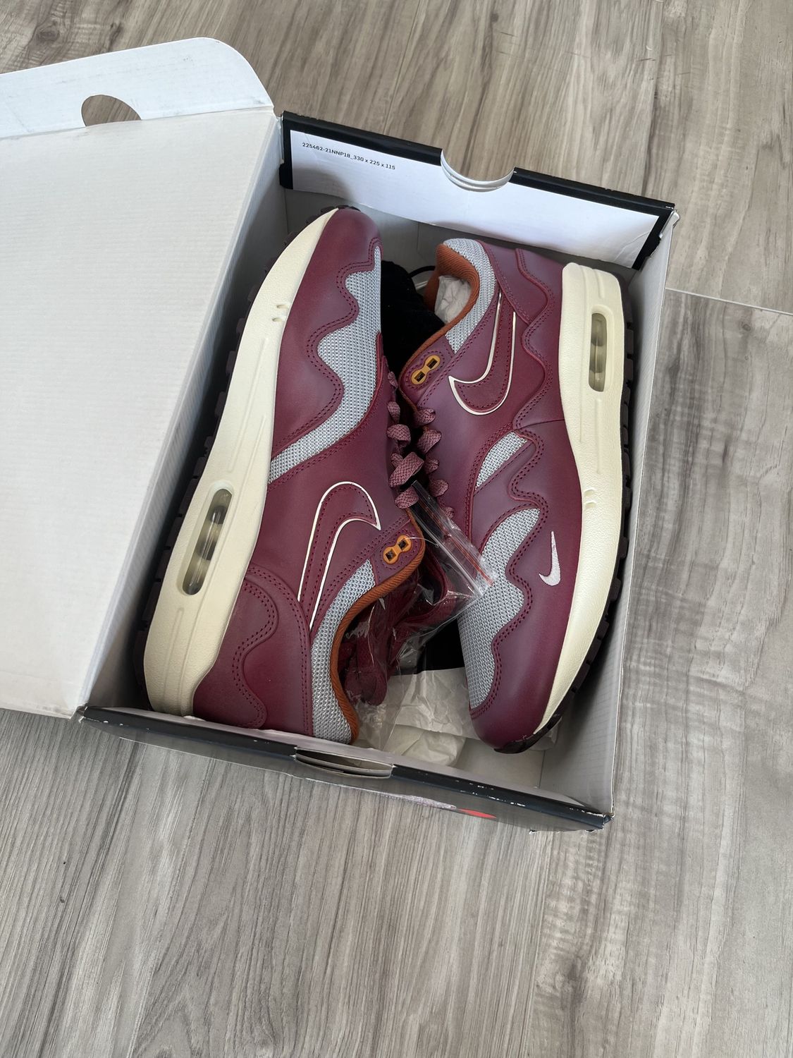 NIKE AIR MAX 1 PATTA WAVES RUSH MAROON, USED: 10.5