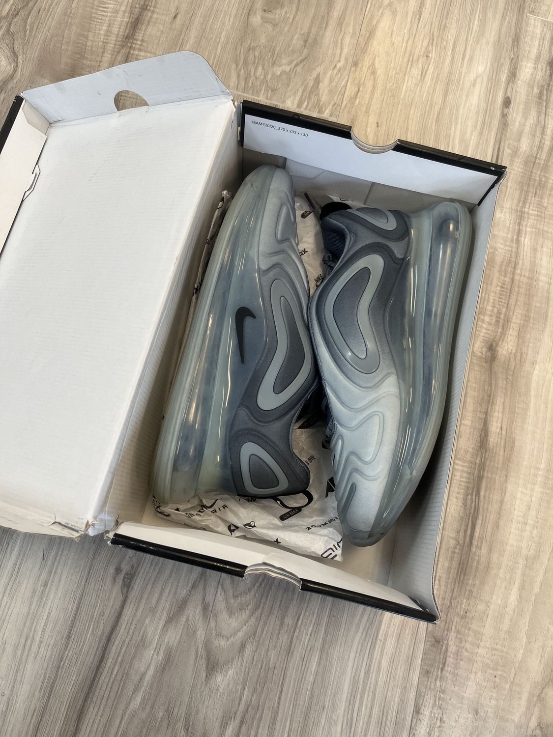 AIRMAX 720 COOL GREY, USED: 12