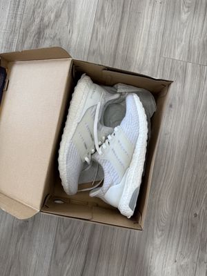ADIDAS ULTRA BOOST TRIPLE WHITE