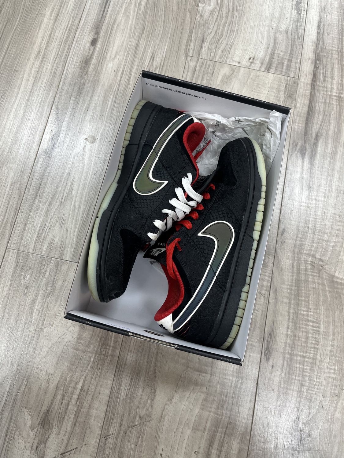 DUNK LOW LPL LEAGUE OF LEGENDS, USED: 9