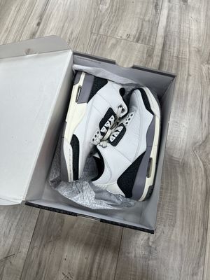 JORDAN 3 CEMENT GREY