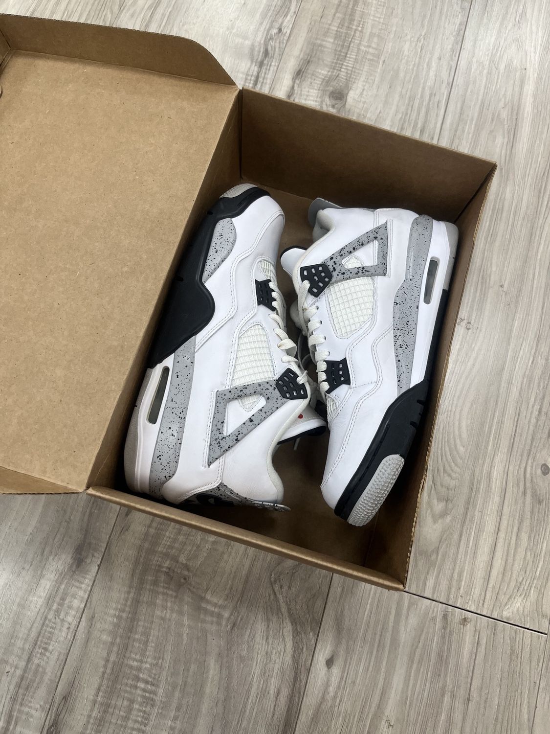 2016 JORDAN 4 WHITE CEMENT | NO BOX |, USED: 10