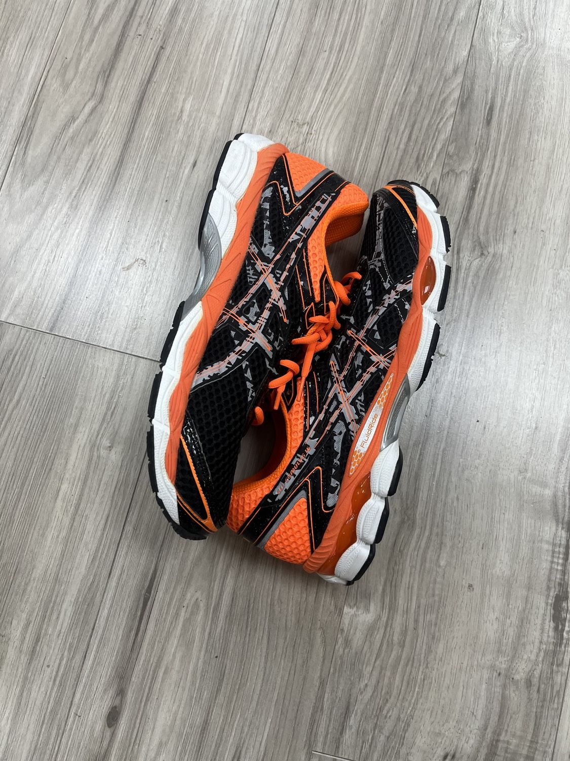 ASICS GEL CUMULUS 16 BLACK/ORANGE | NO BOX |, USED: 12.5