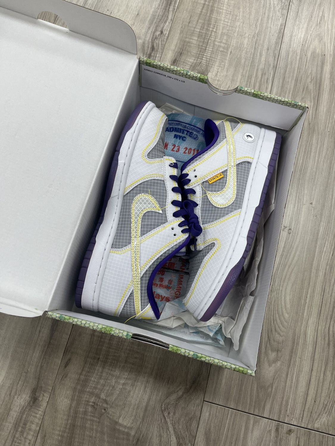 DUNK LOW UNION PASSPORT PACK COURT PURPLE, USED: 8.5