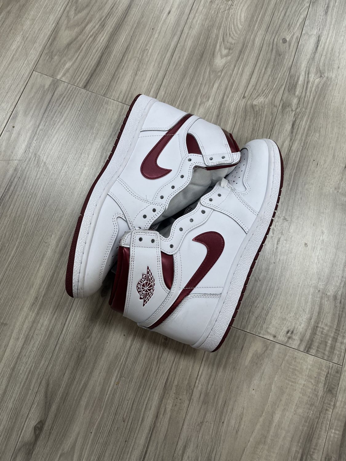 JORDAN 1 MATALIC RED | NEW | NO BOX |, NEW: 10.5