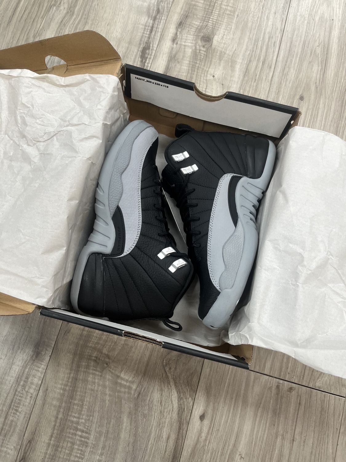 JORDAN 12 BERON, USED: 6Y