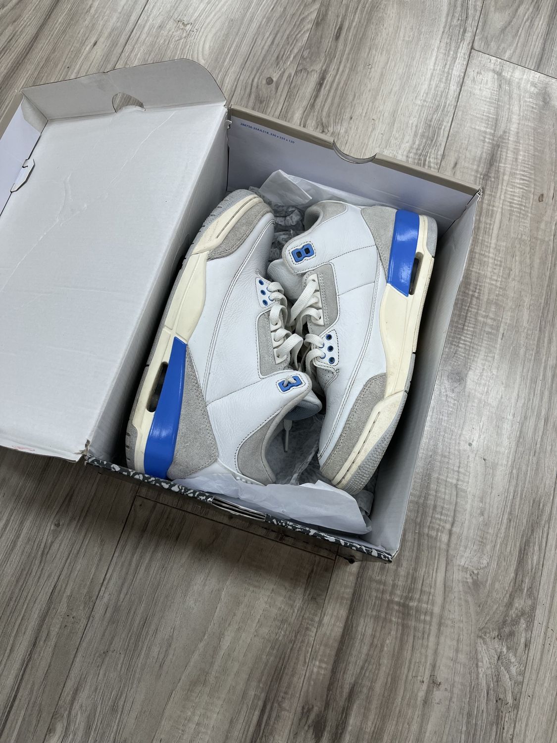 JORDAN 3 LUCKY SHORT, USED: 8.5