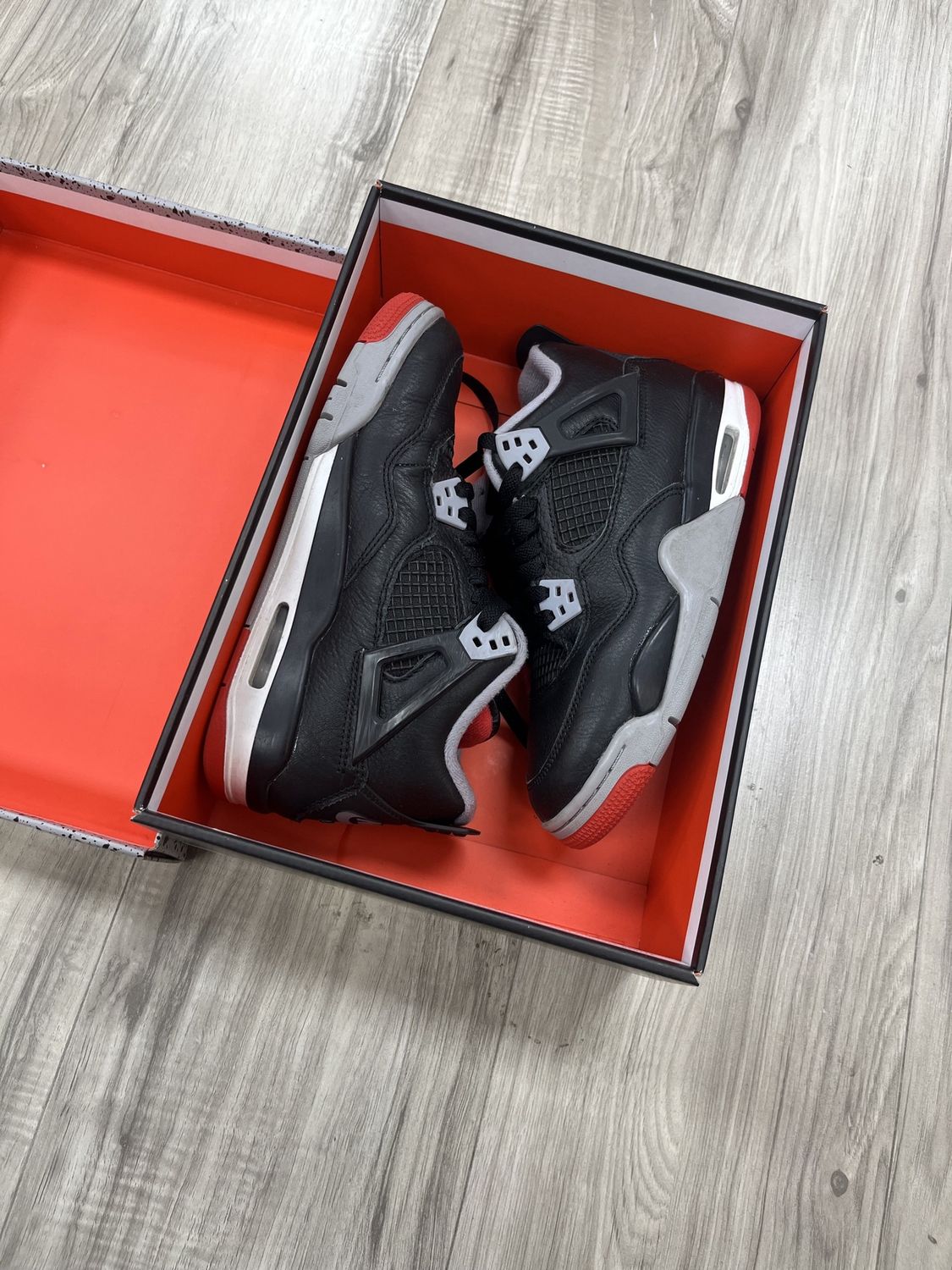 JORDAN 4 BRED REIMAGINED, USED: 5.5