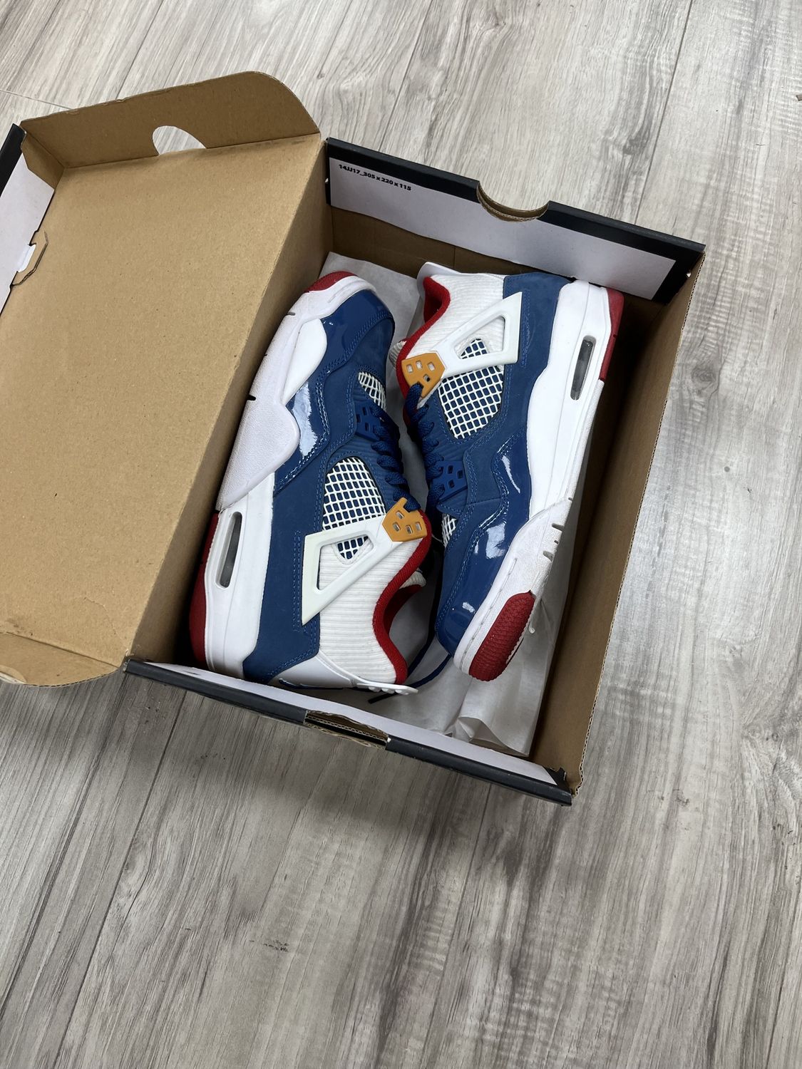 JORDAN 4 MESSY ROOM, USED: 5.5Y