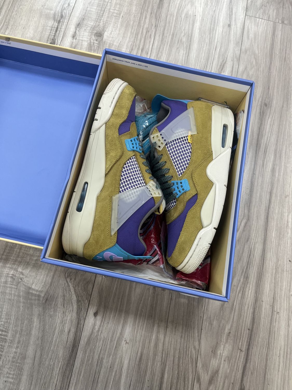 JORDAN 4 UNION MOSS, USED: 11