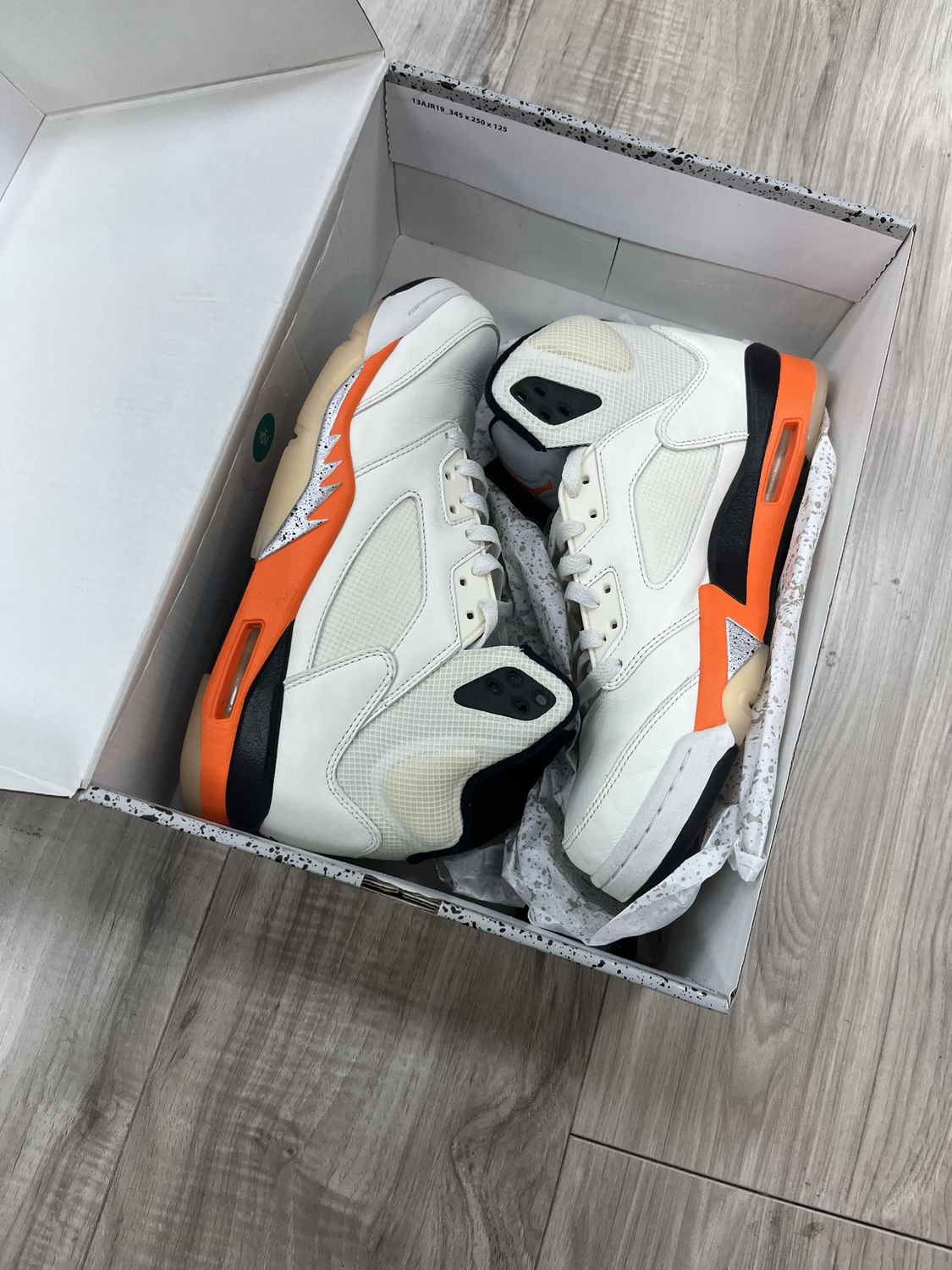 JORDAN 5 SHATTERED BACKBOARD, USED: 8