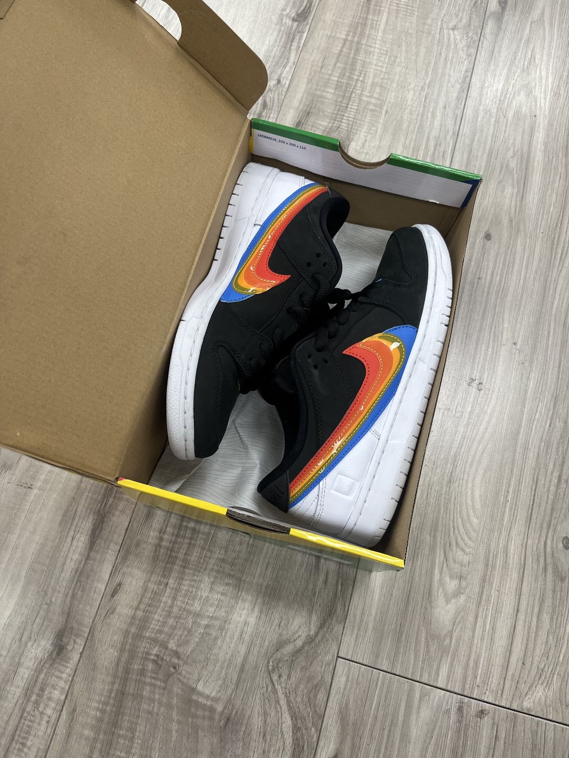 SB DUNK LOW POLAROID, USED: 8.5