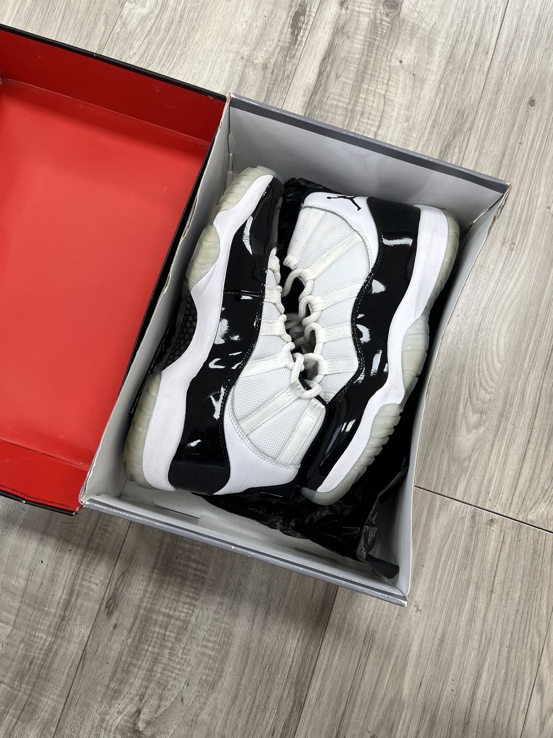 JORDAN 11 CONCORD, USED: 8