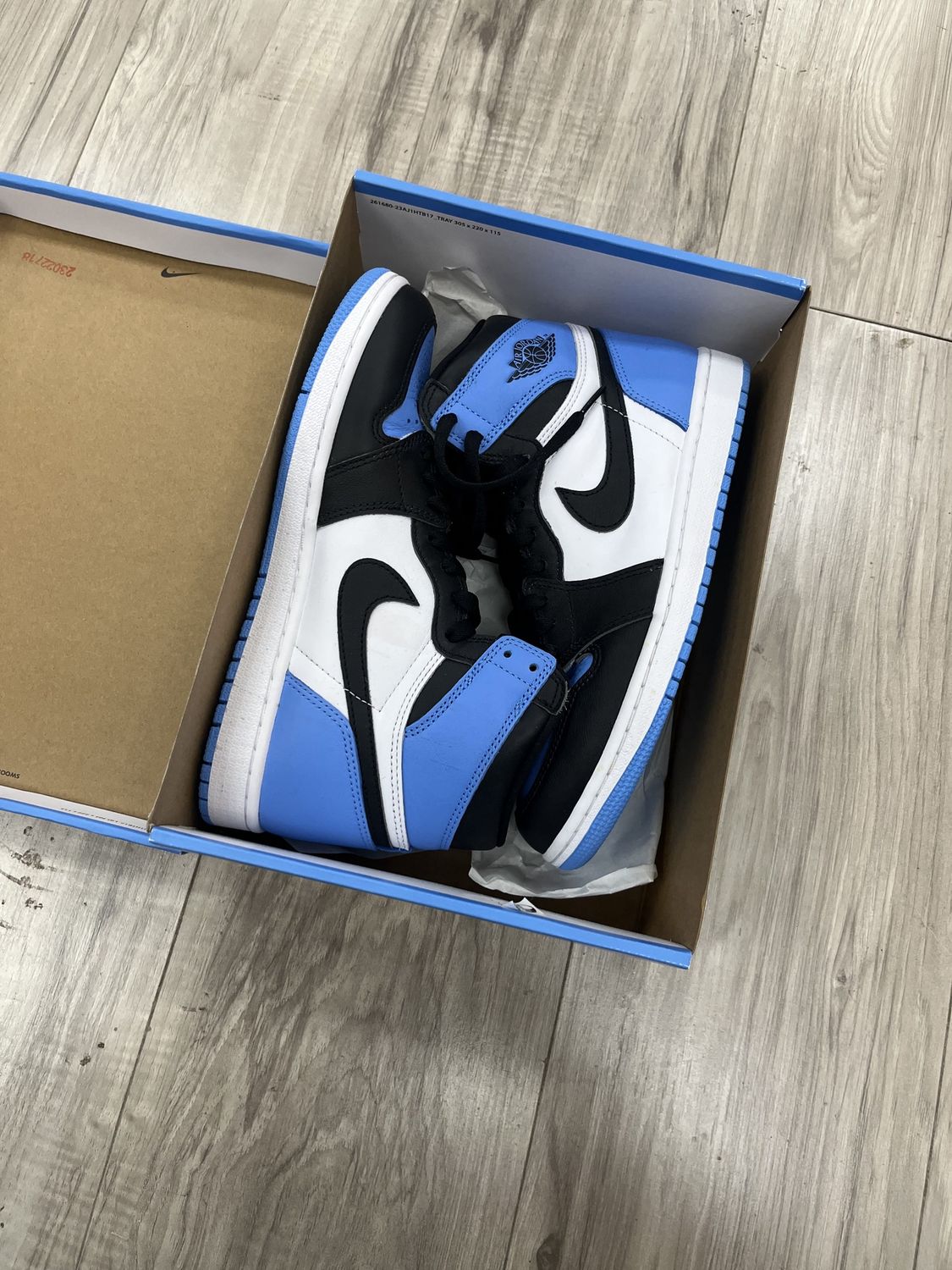 JORDAN 1 UNC TOE, USED: 8