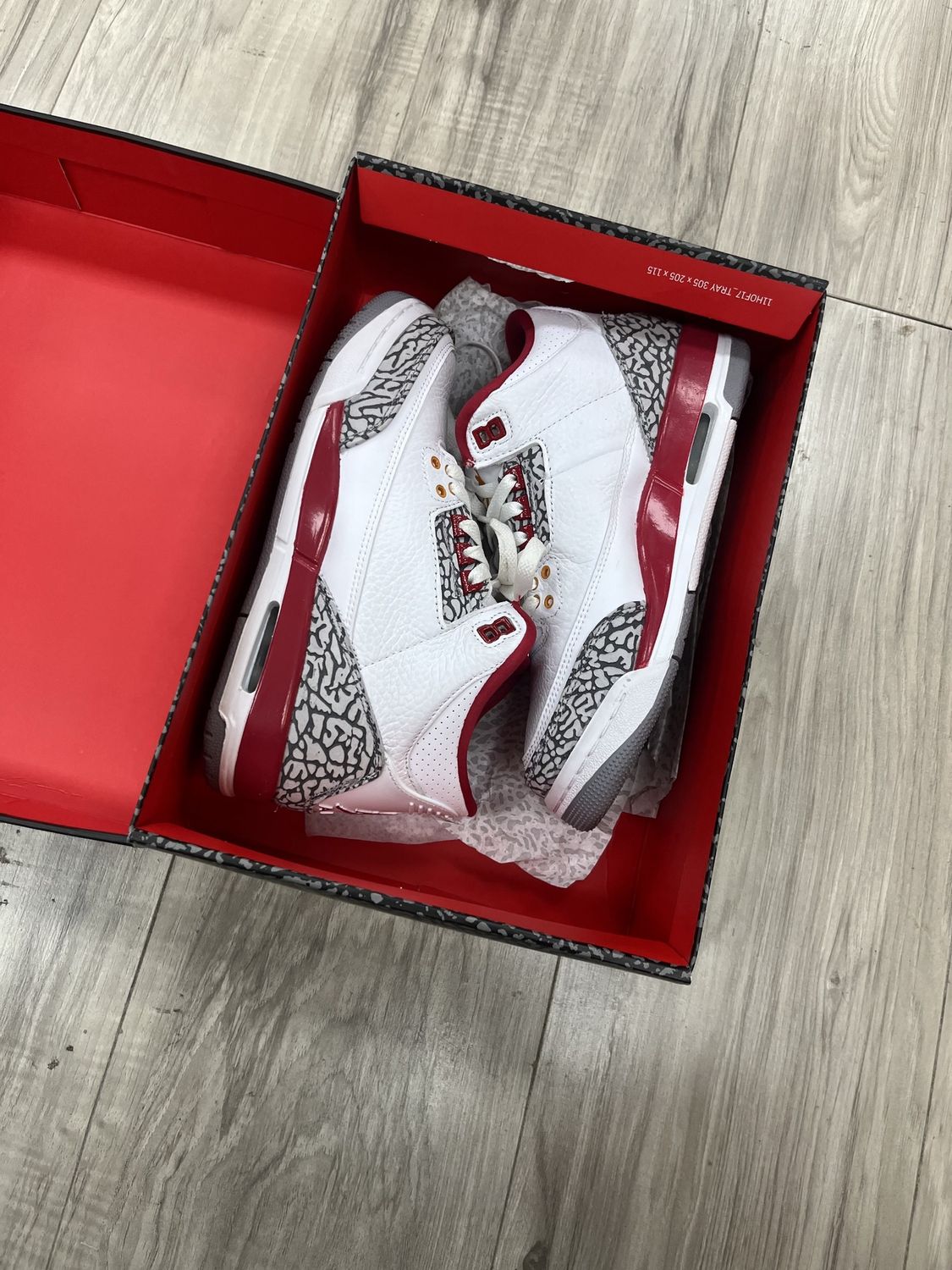 JORDAN 3 CARDINAL RED, USED: 5.5Y