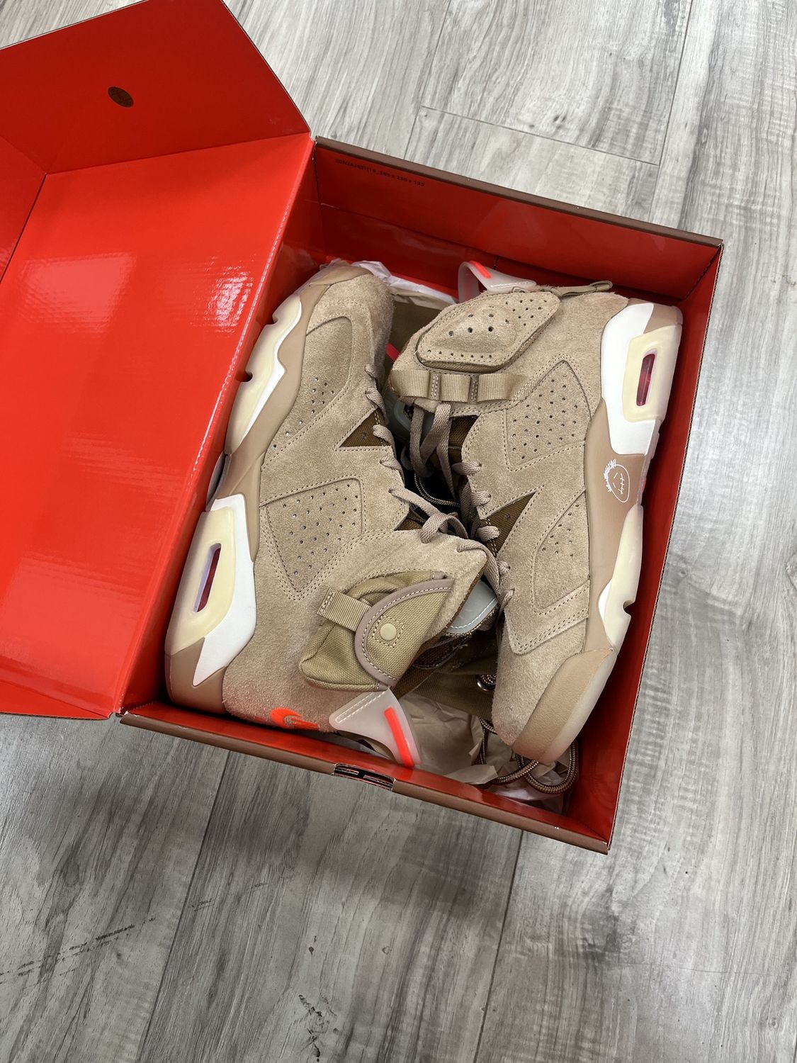JORDAN 6 TRAVIS SCOTT KAHKI WORN 1X, USED: 10