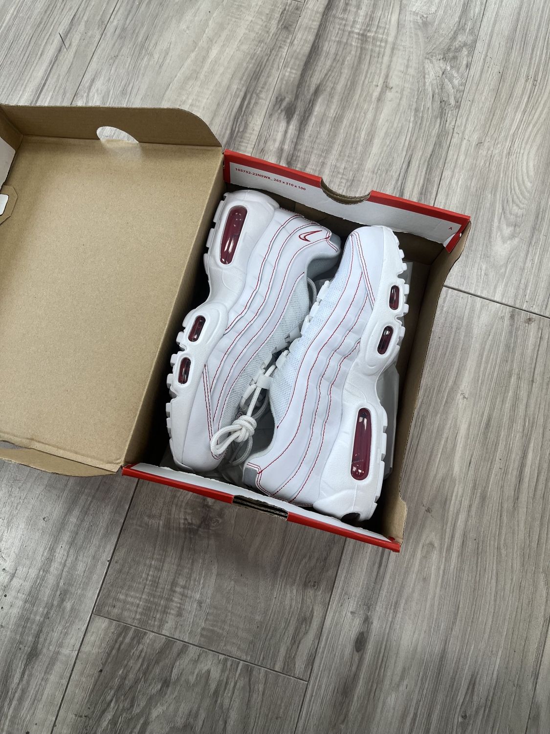 AIRMAX 95 WHITE RED |NEW |, NEW: 4.5Y