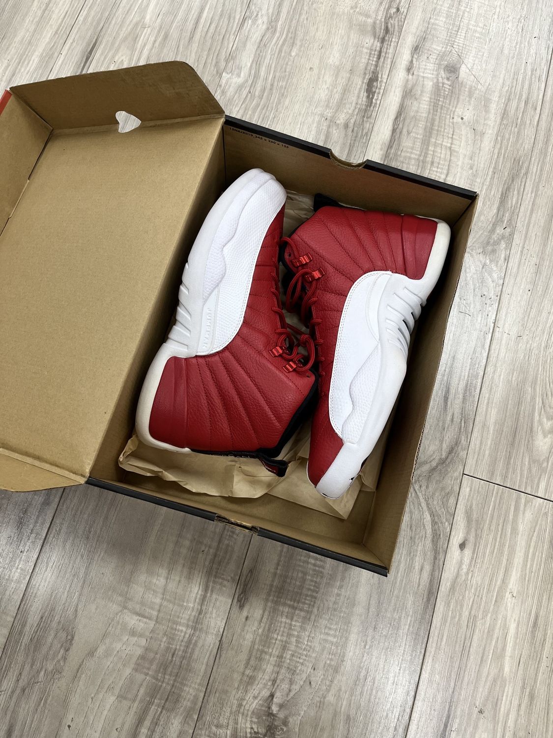 JORDAN 12 GYM RED |, USED: 10