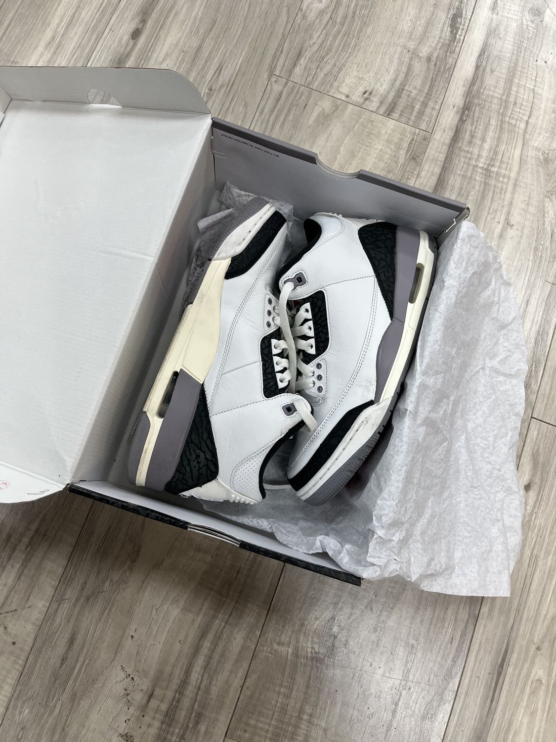 JORDAN 3 CEMENT GREY |, USED: 8.5