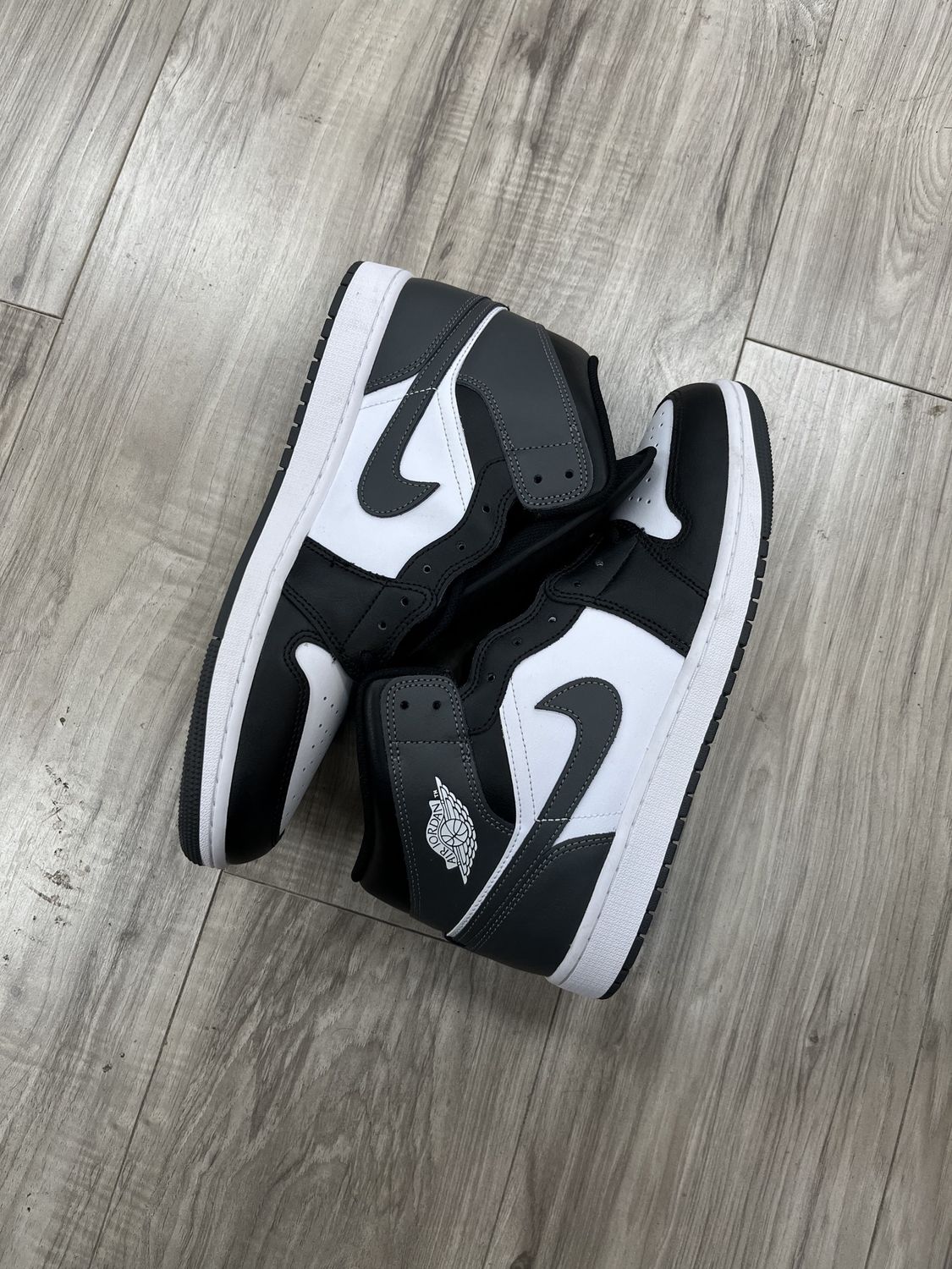 JORDAN 1 MID BLACK WHITE GREY | NEW | NO BOX |, NEW: 13