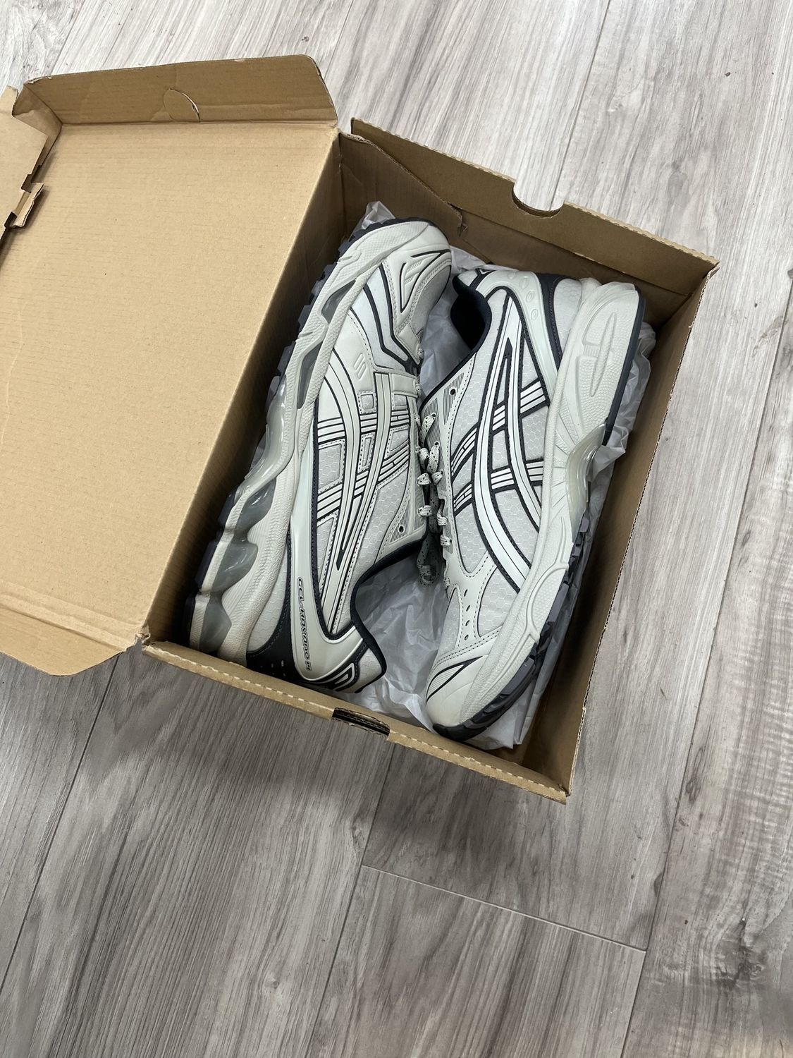 ASIC GEL KAYANO 14 GREY BEIGE, USED: 12