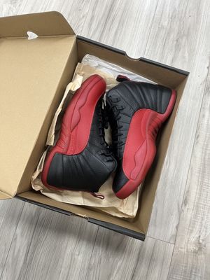 JORDAN 12 FLU GAME