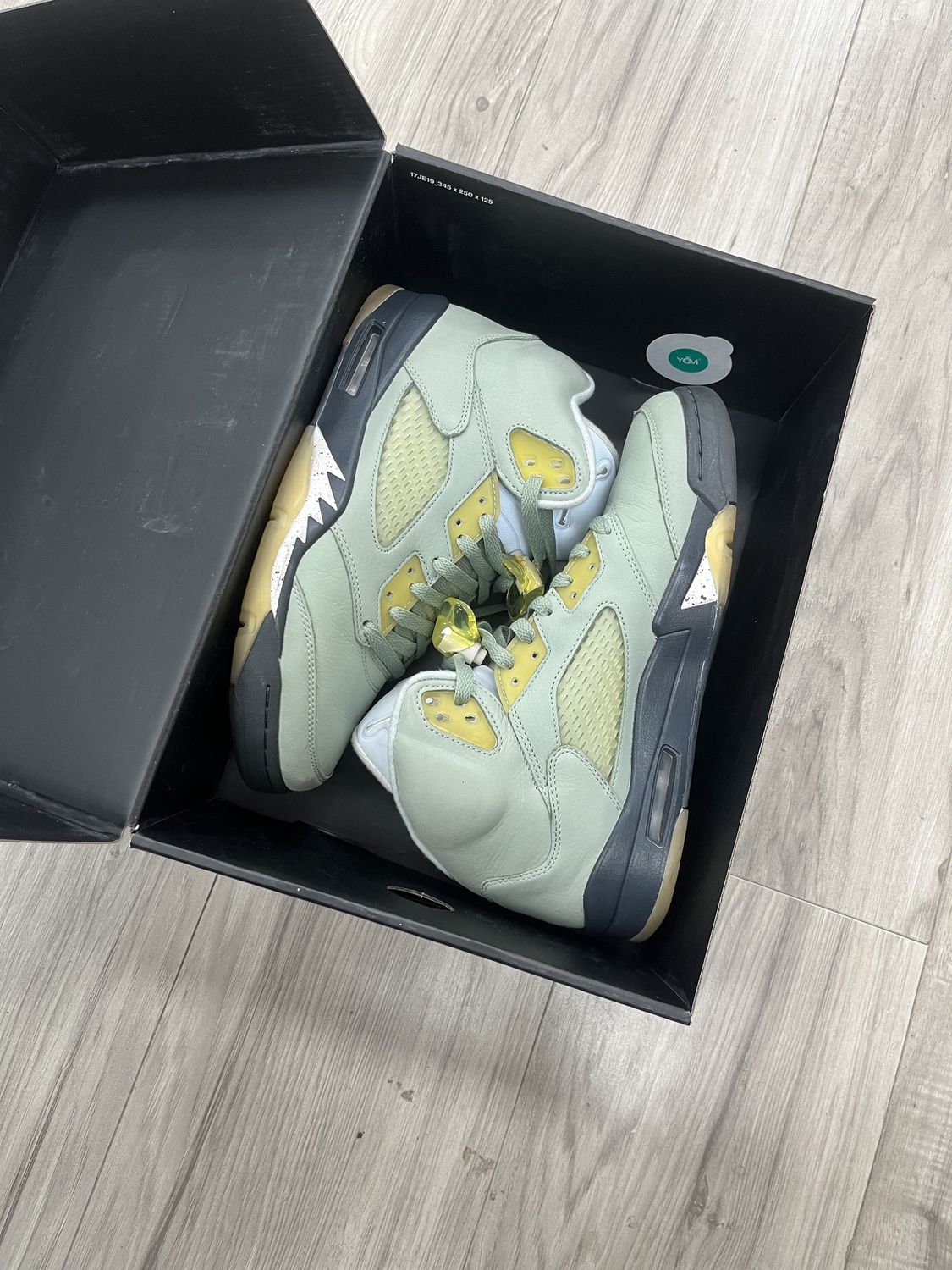 JORDAN 5 JADE HORIZON, USED: 8.5