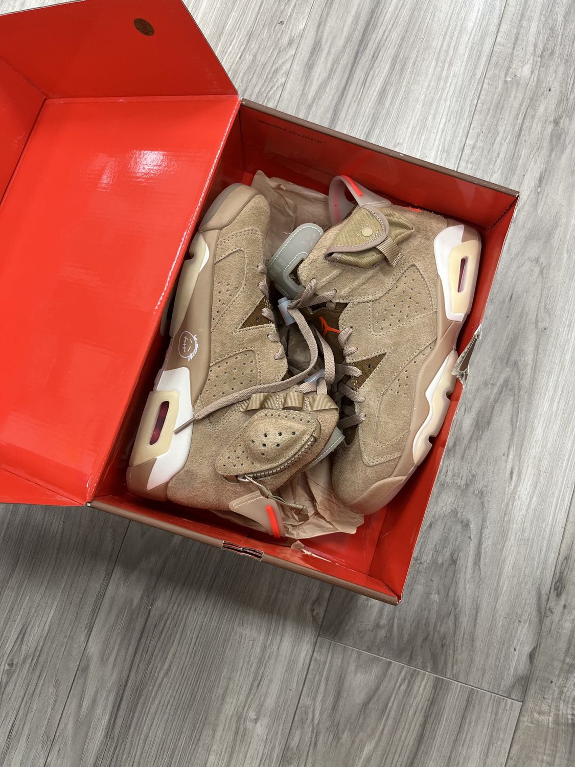 JORDAN 6 TRAVIS SCOTT BRITISH KHAKI 7.5, USED: 7.5