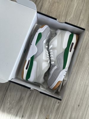 JORDAN 4 RM WHITE PINE GREEN