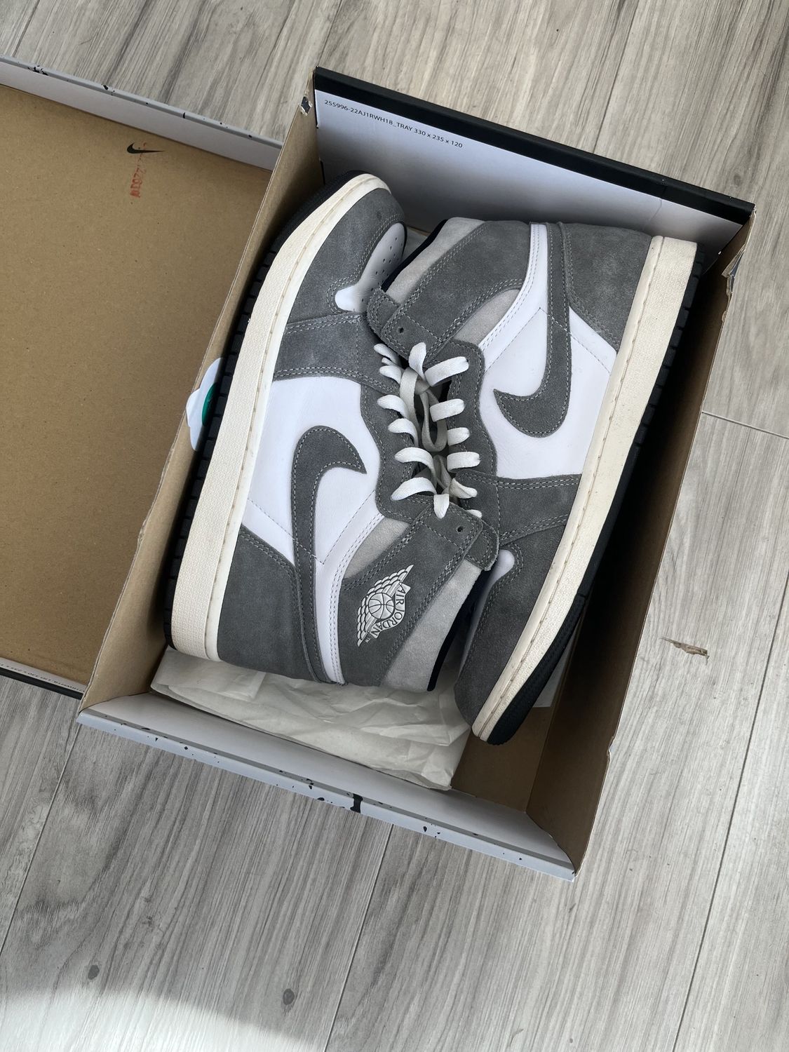 JORDAN 1 GREY, USED: 9.5