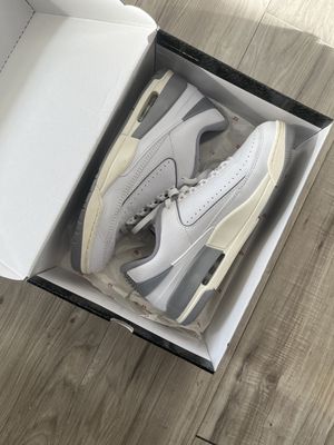 JORDAN 2/3 GREY WHITE