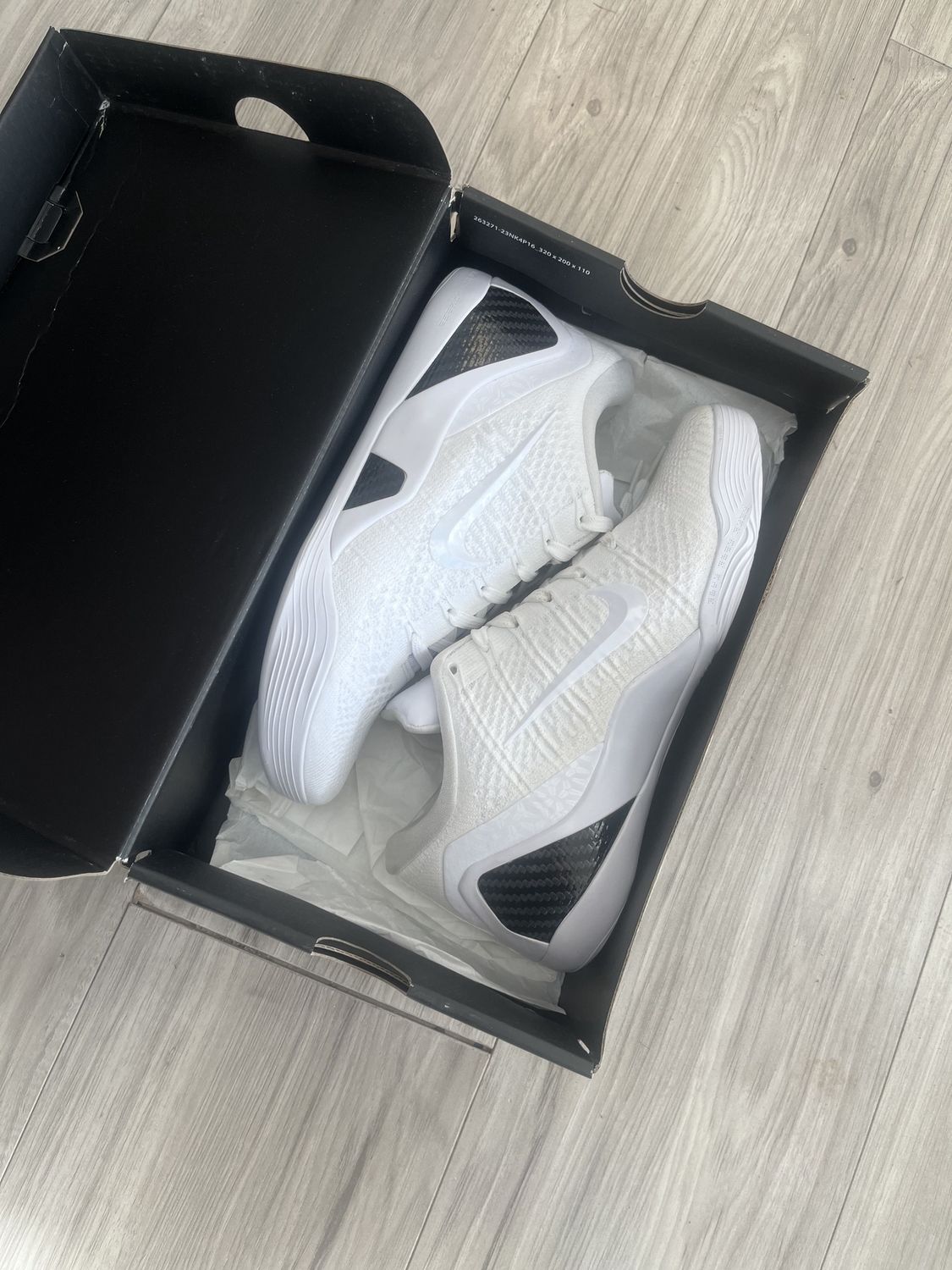 KOBE 9 HALO, NEW: 7.5M