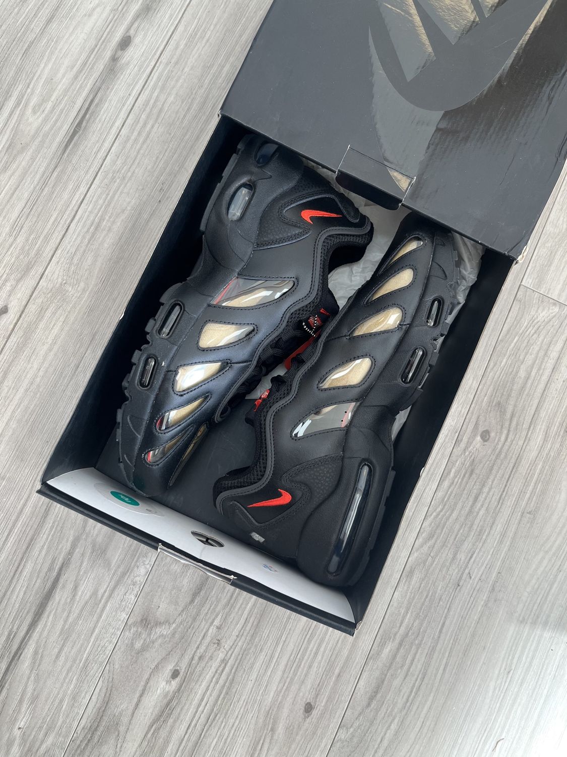 AIR MAX 96 SUPREME BLACK, USED: 9