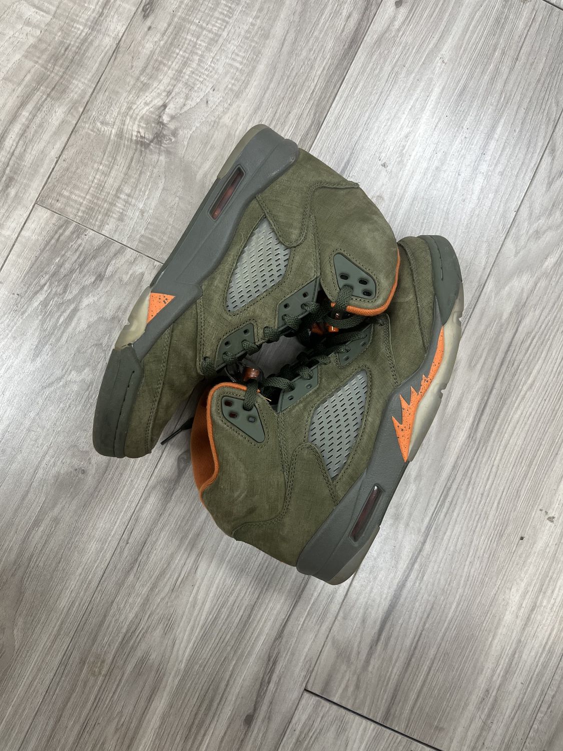 JORDAN 5 OLIVE | NO BOX |, USED: 8.5