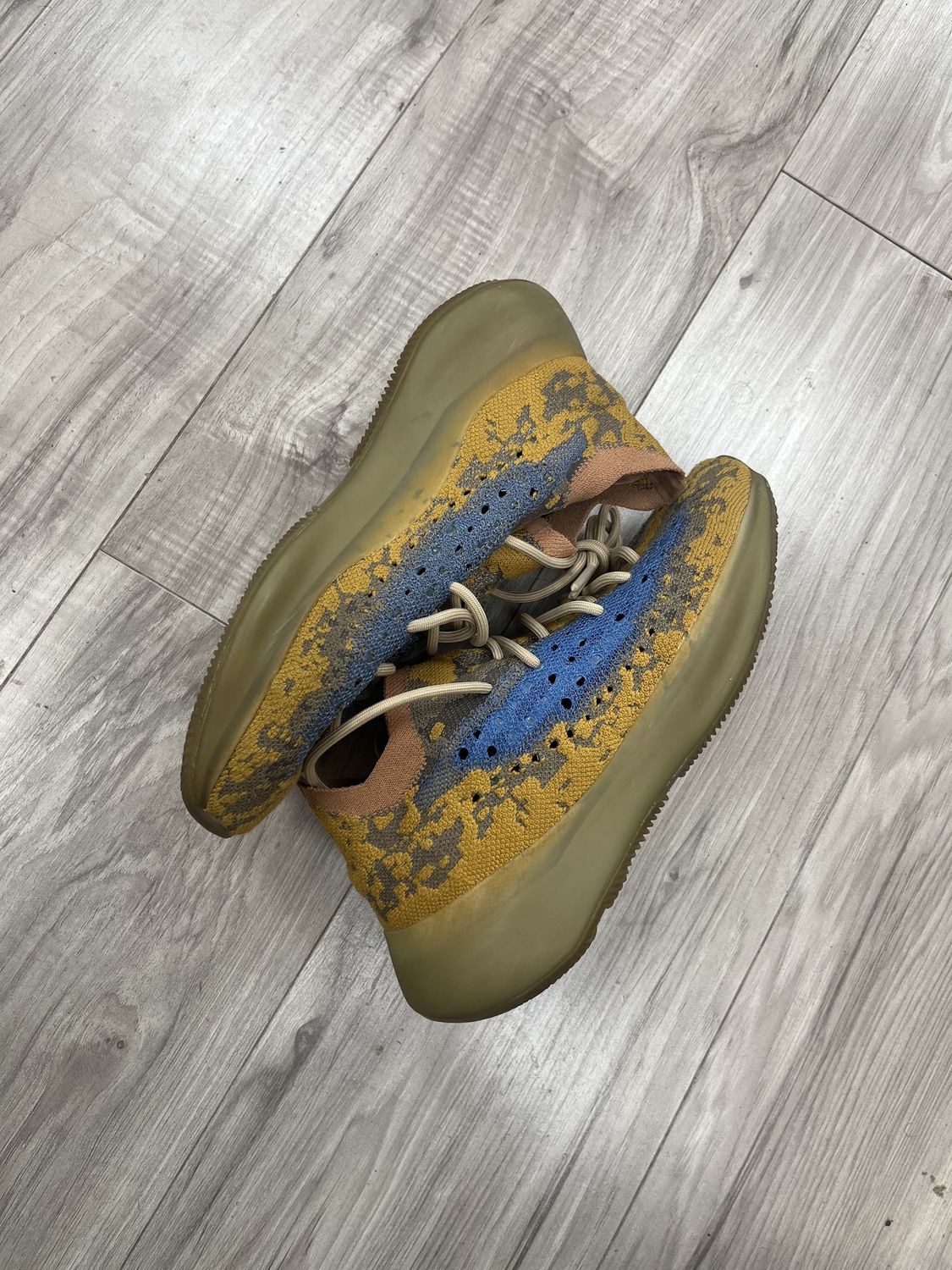 YEEZY 380 COVELITE, USED: 9.5