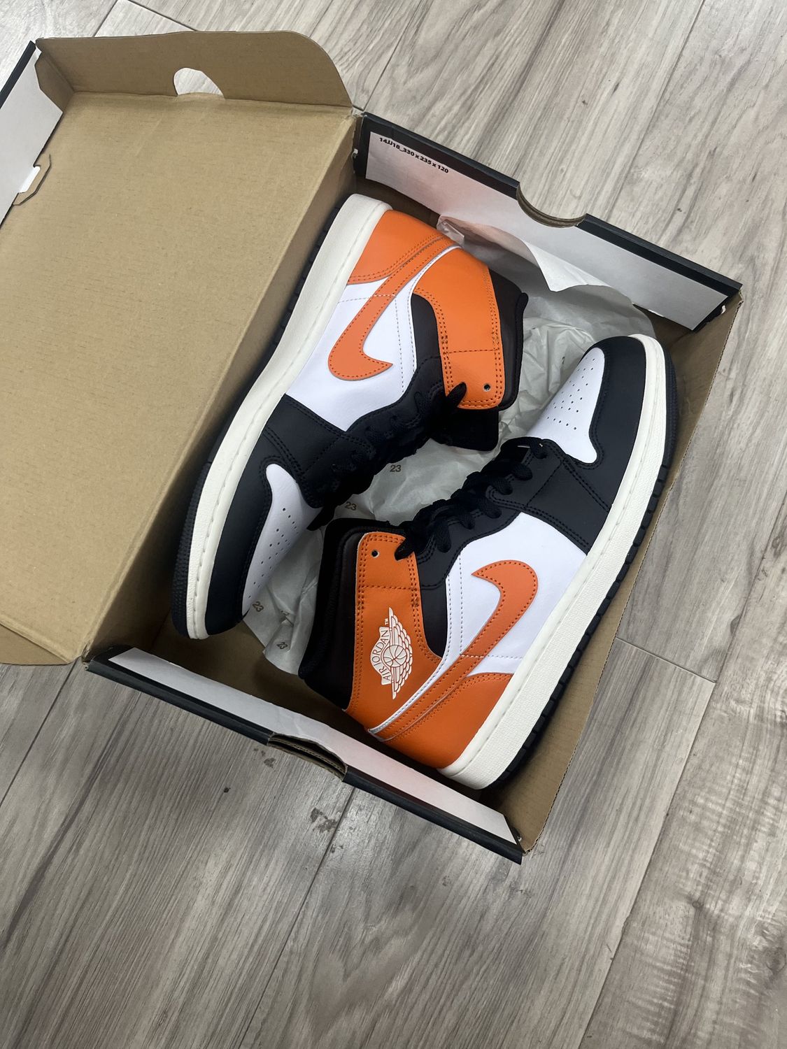 JORDAN 1 MID BLACK TOE STARFISH  | NEW |, NEW: 9.5