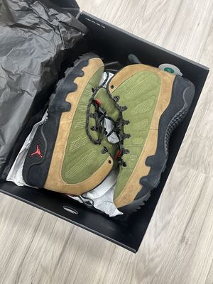 JORDAN 9 OLIVE NRG TRIED ON