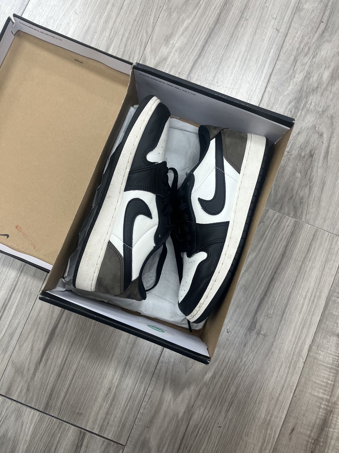 JORDAN 1 LOW MOCHA, USED: 6.5