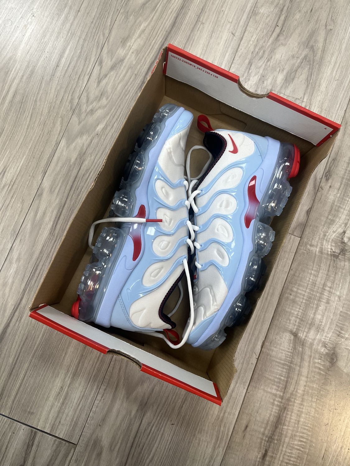 VAPORMAX PLUS UNI RED | NEW | NO LID |, NEW: 11
