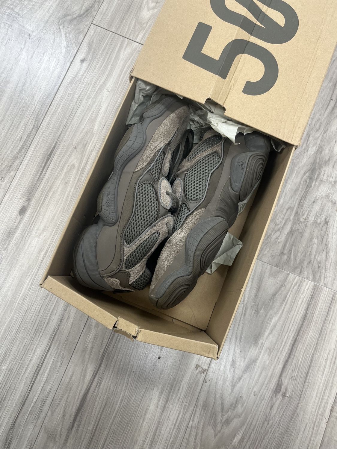 YEEZY 500 CLAY BROWN, USED: 9