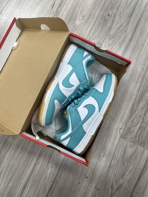 DUNK LOW WHITE TURQOIUSE