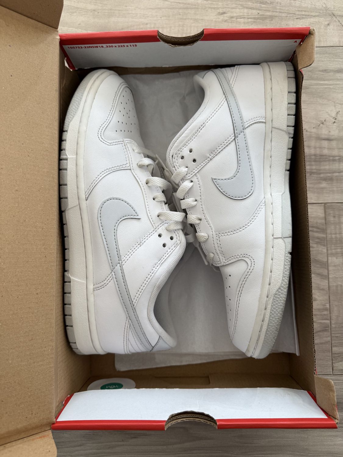 DUNK LOW GREY SWOOSH, USED: 9.5