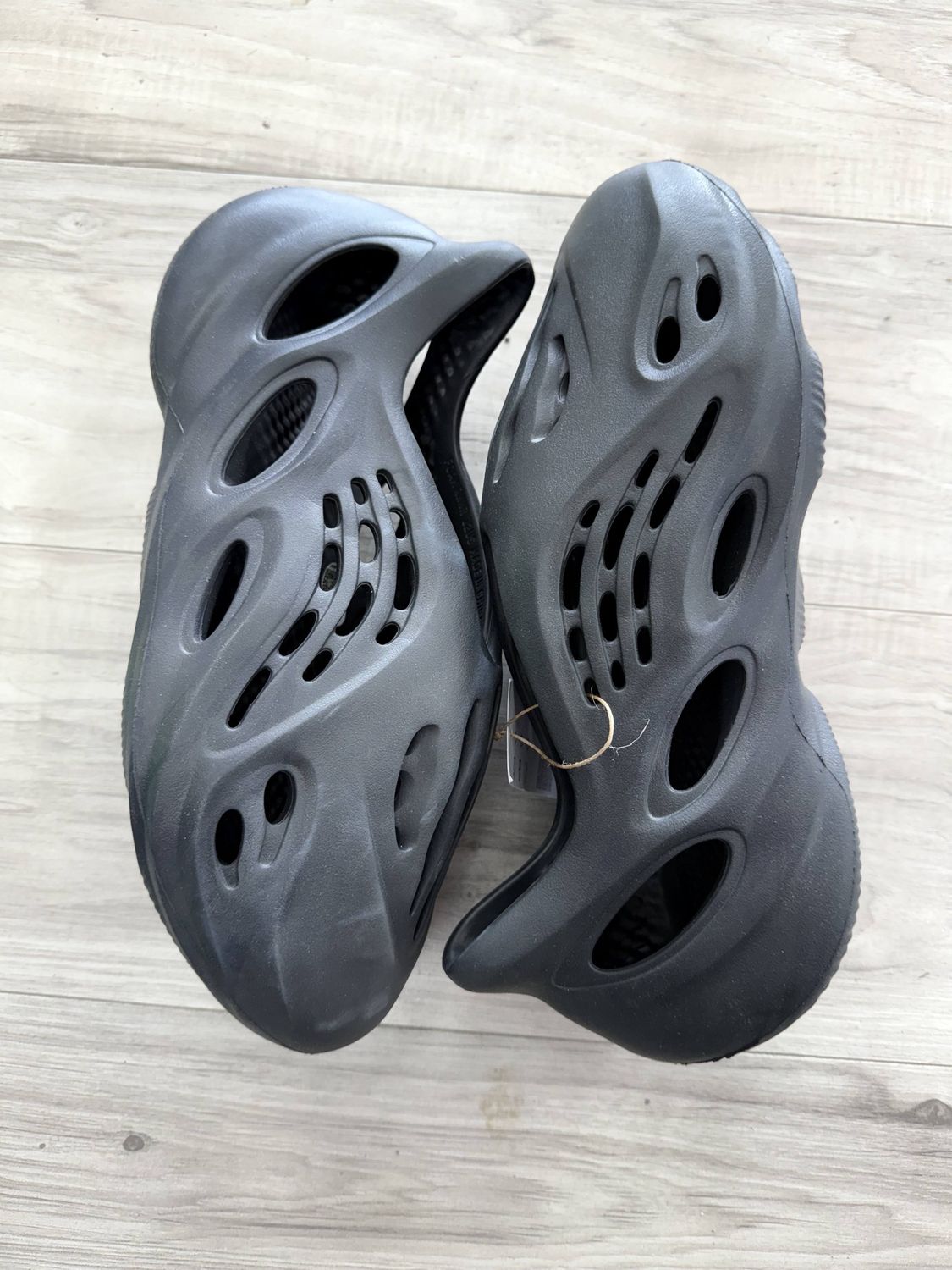 YEEZY FOAM CARBON | NEW | NO BOX |, NEW: 12