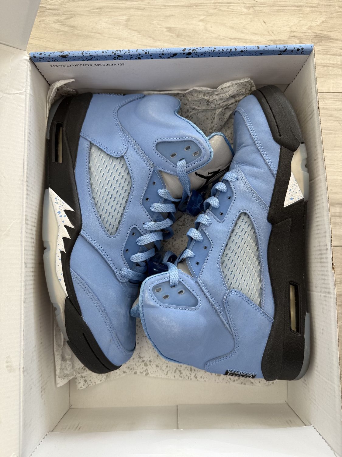 JORDAN 5 UNC, USED: 9