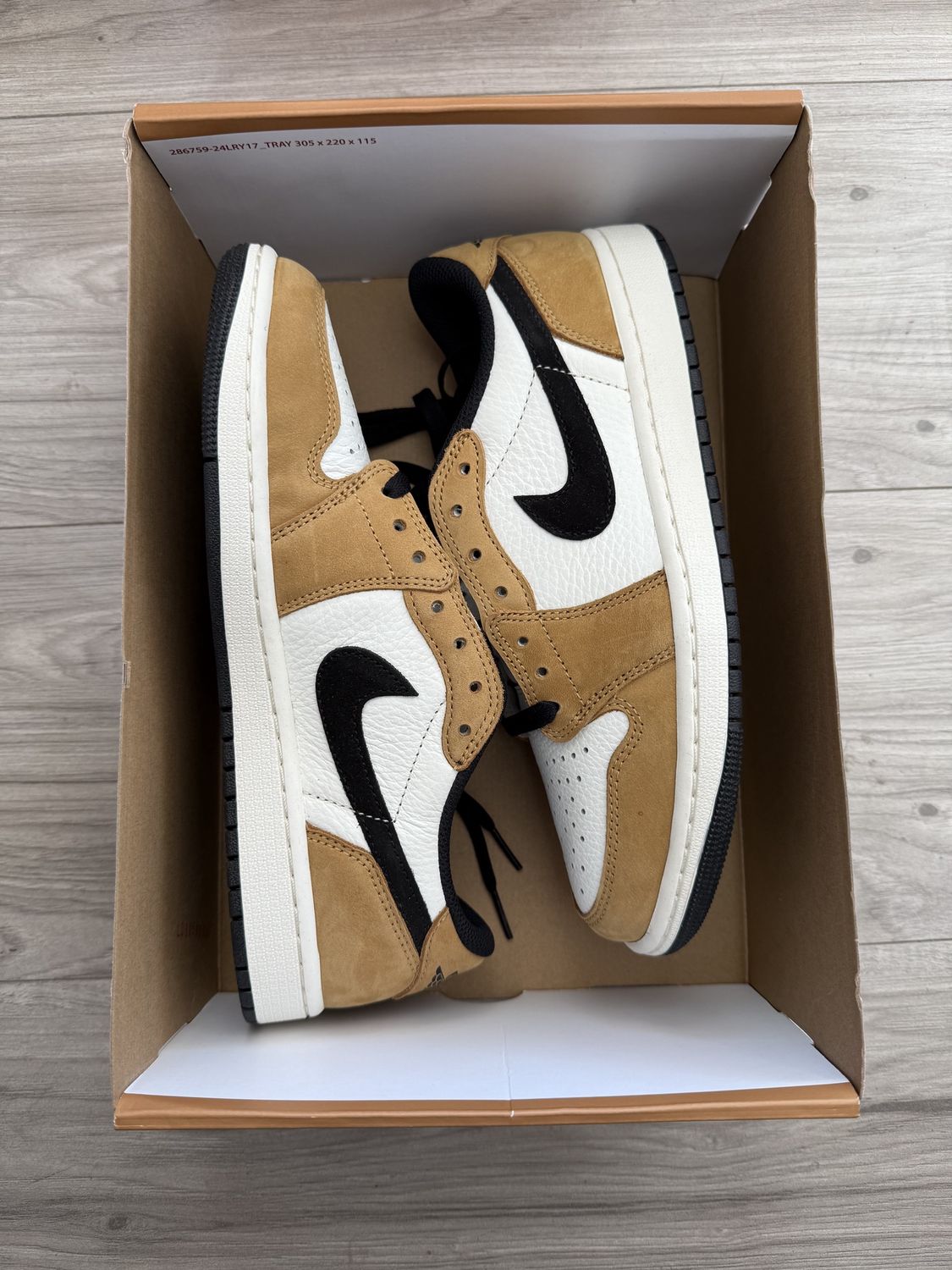 JORDAN 1 LOW ROOKIE OF THE YEAR 8 NL, DS WITH BOX NO LID: 8